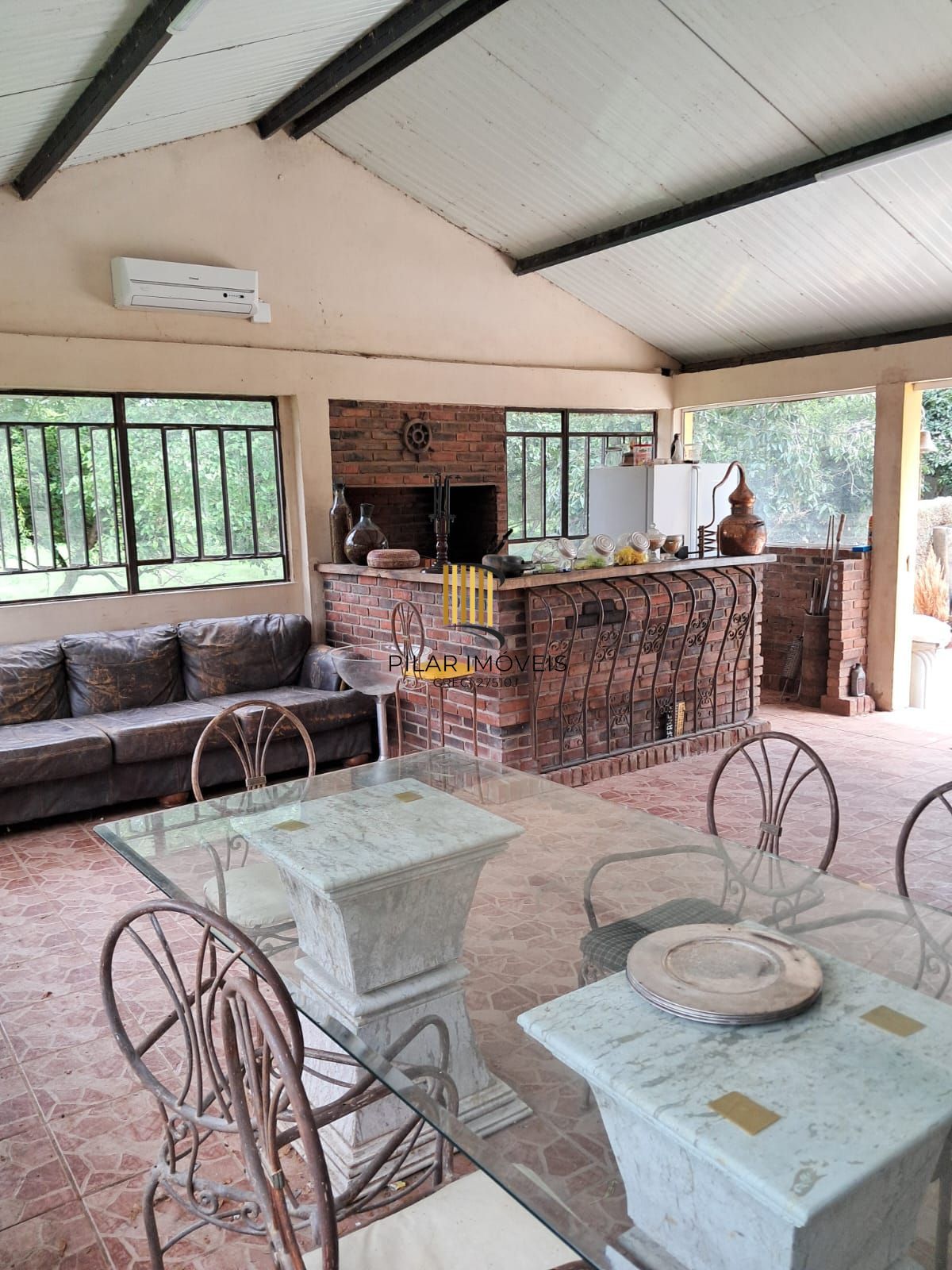 Sítio para Venda - 160m², 3 dormitórios, sendo 1 suites, Ilha Dos Marinheiros