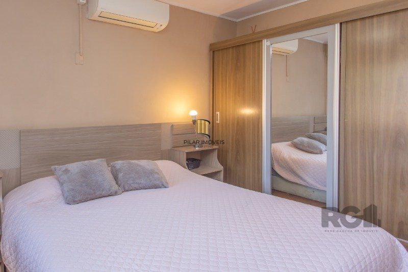 Casa 4 dormitórios no bairro Auxiliadora