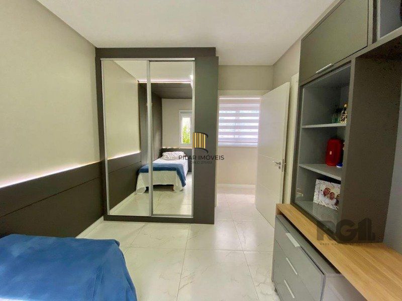Casa de Condomínio 3 dormitórios no bairro Dubai