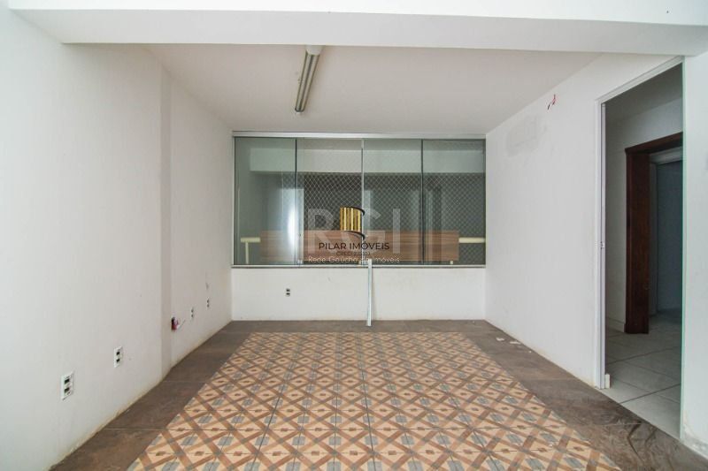 Loja para Venda - 246.18m², 0 dormitórios, 2 vagas - Independência