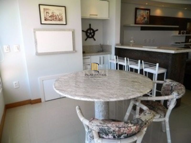 Apartamento para Venda - 190m², 4 dormitórios, sendo 4 suites, 2 vagas - Navegantes