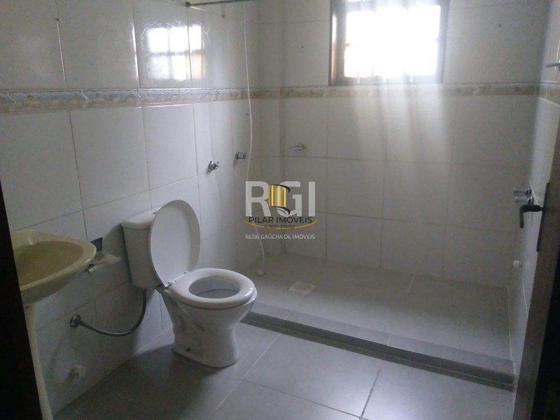 Casa para Venda - 200m², 4 dormitórios, sendo 1 suites, 3 vagas - Sarandí