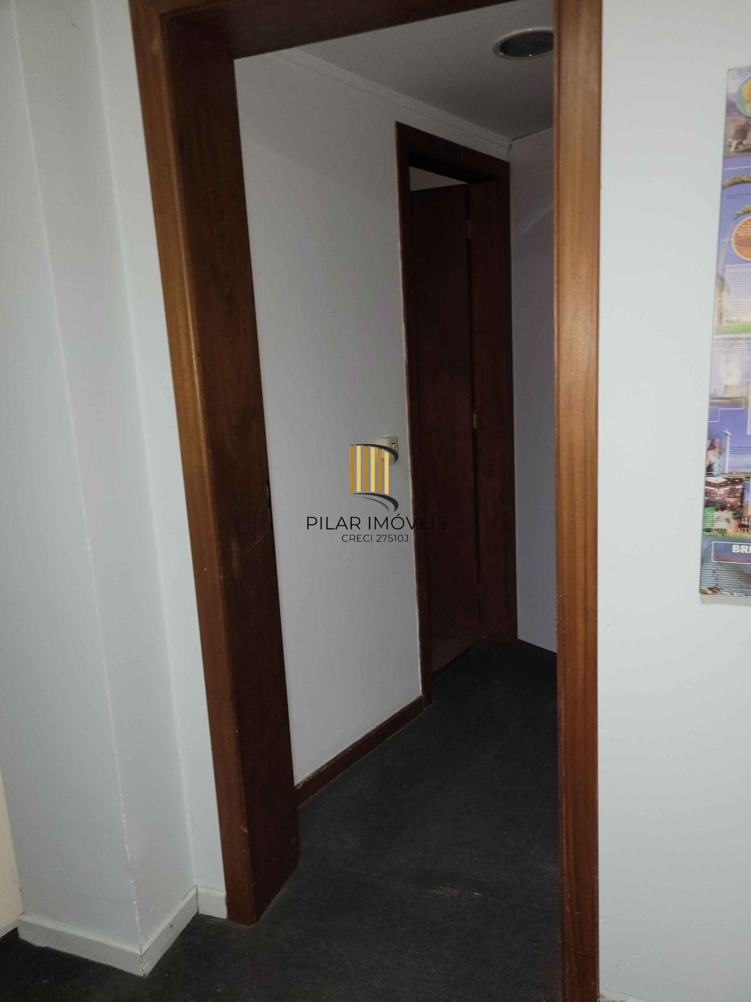 🏢 Conjunto de Salas Comerciais na barros cassal esquina Farrapos