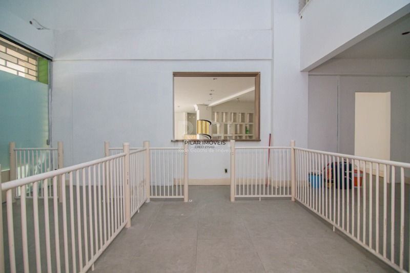 Loja para Venda - 246.18m², 0 dormitórios, 2 vagas - Independência
