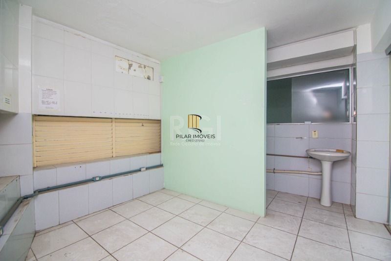 Loja para Venda - 246.18m², 0 dormitórios, 2 vagas - Independência