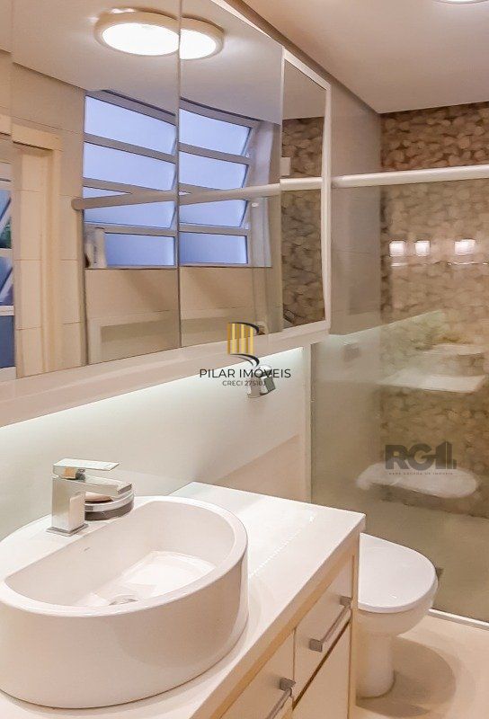 Casa 4 dormitórios no bairro Auxiliadora