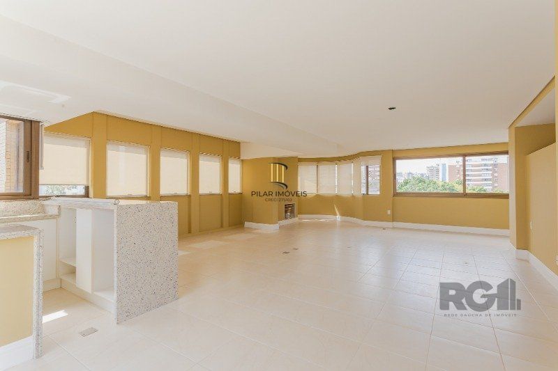 Apartamento para Venda - 279m², 3 dormitórios, sendo 1 suites, 4 vagas - Boa Vista