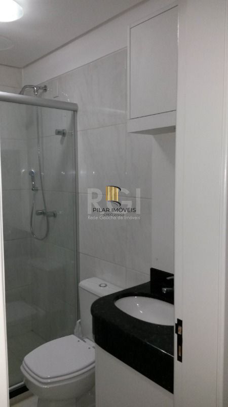 Apartamento para Venda - 82m², 3 dormitórios, sendo 1 suites, 2 vagas - Sarandí