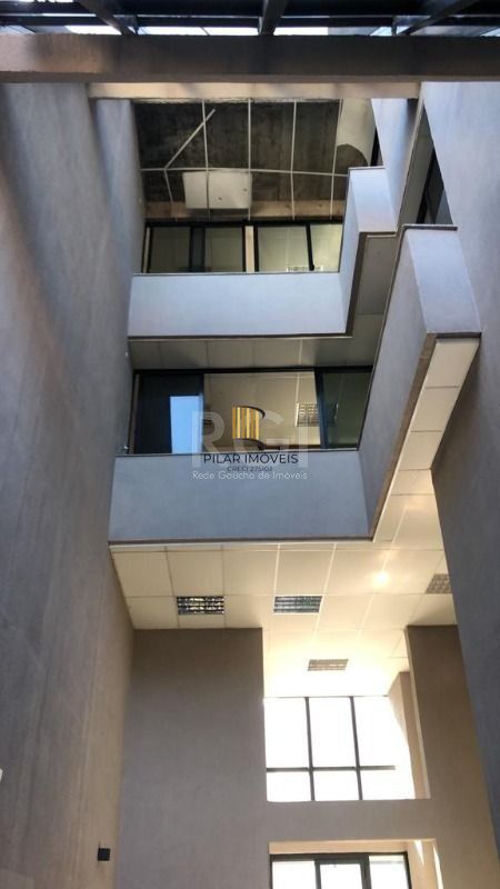 Predio para Venda - 1024m², 0 dormitórios, 9 vagas - São João