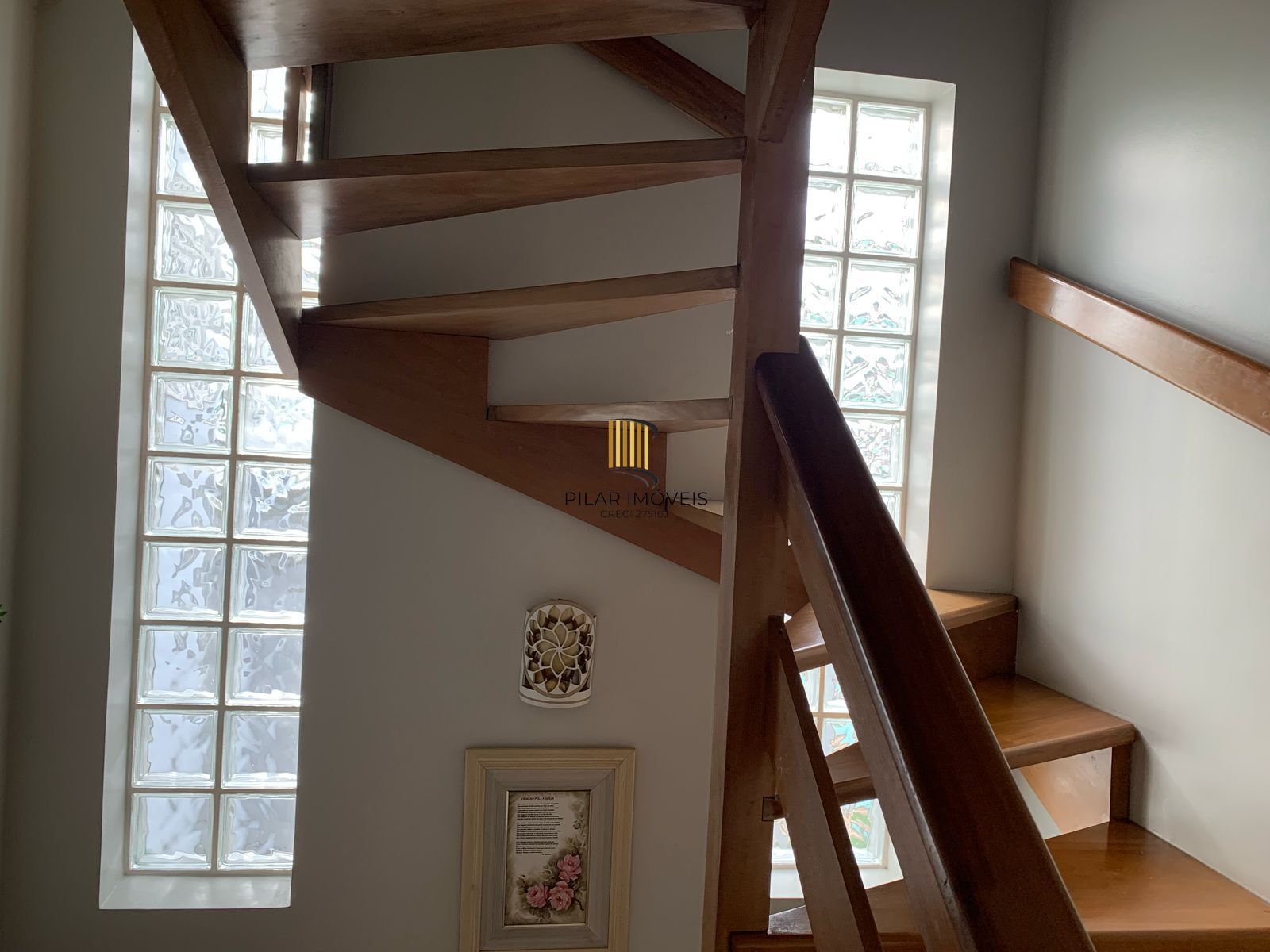 SOBRADO ALTO PADRÃO 271,03 M² PRIVATIVOS