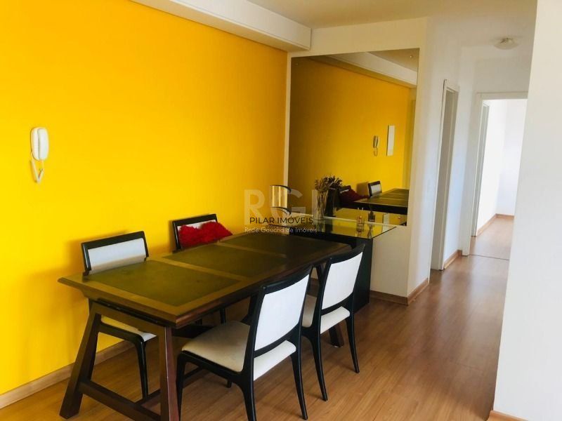 Apartamento para Venda - 72m², 3 dormitórios, sendo 1 suites, 2 vagas - São João