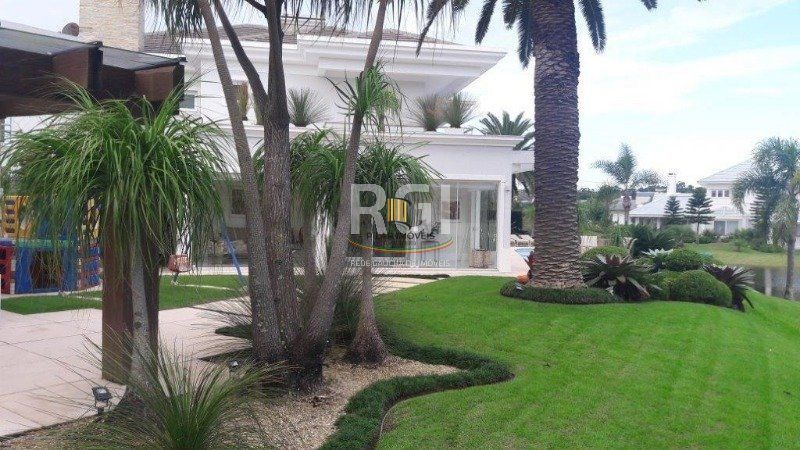 Casa para Venda - 728.71m², 6 dormitórios, sendo 6 suites, 3 vagas - Atlântida