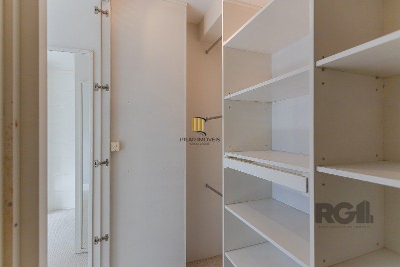 Apartamento para Venda - 279m², 3 dormitórios, sendo 1 suites, 4 vagas - Boa Vista