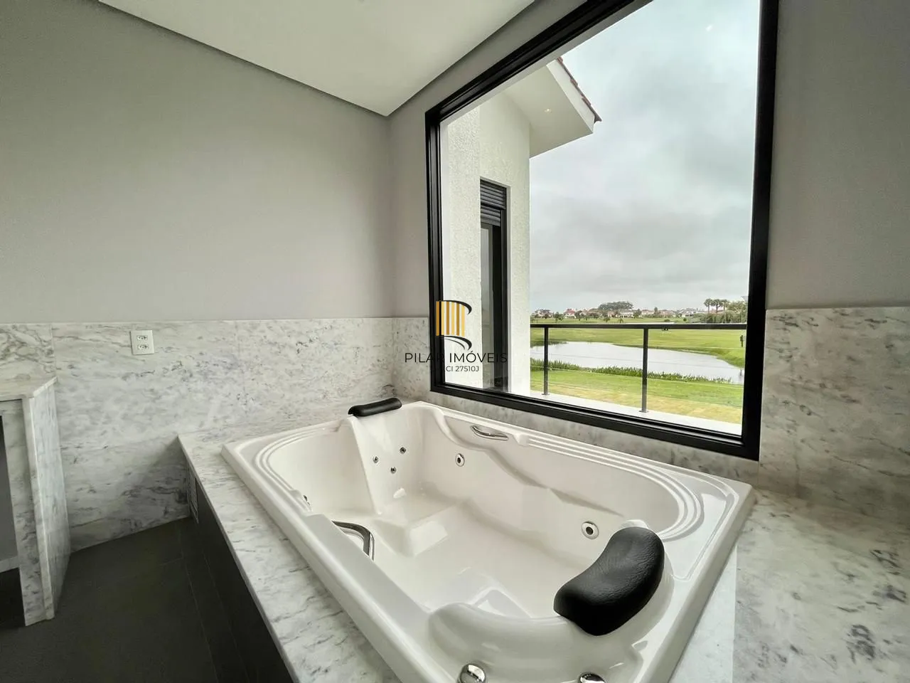 🏡 CASA DE ALTO PADRÃO NO CONDOMÍNIO GREEN VILLAGE – Xangrila/RS