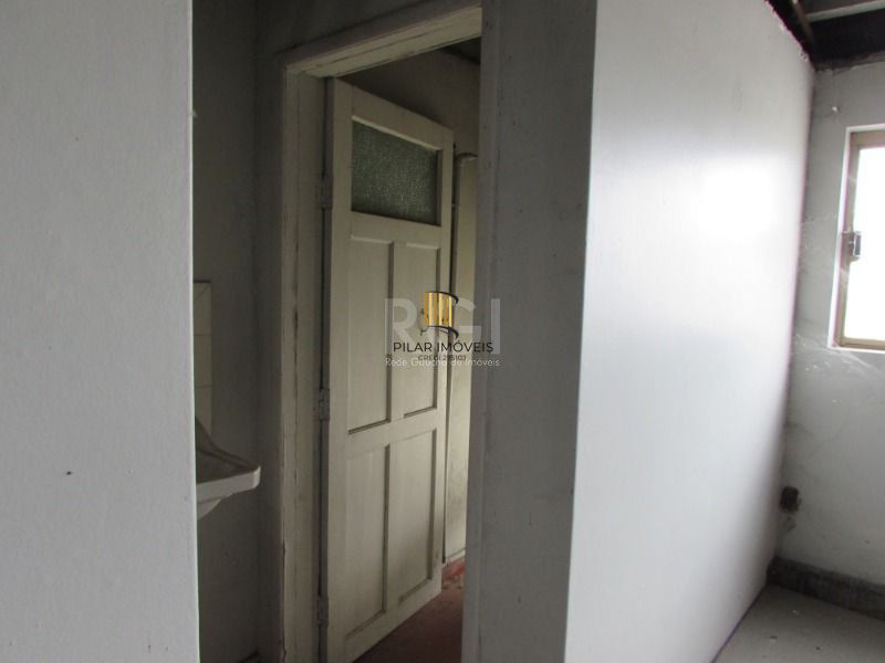 Depósito/Pavilhão para Venda - 330m², 0 dormitórios, 2 vagas - Floresta