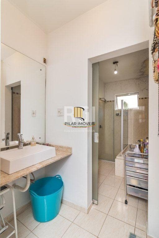 Casa para Venda - 490m², 3 dormitórios, sendo 1 suites, Floresta