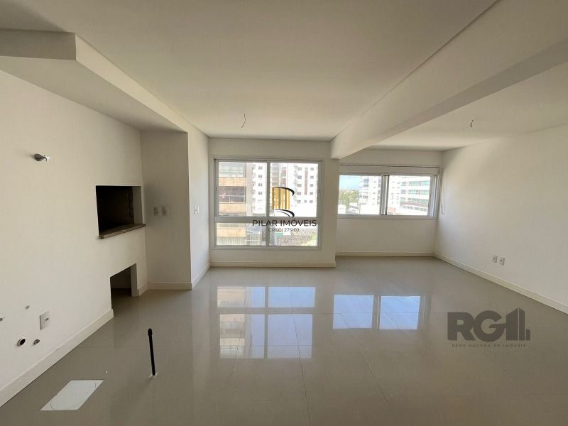 Apartamento para Venda - 300m², 6 dormitórios, sendo 5 suites, 4 vagas - Centro