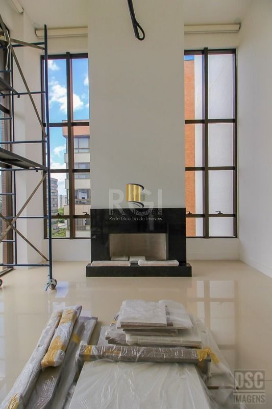 Apartamento para Venda - 303m², 4 dormitórios, sendo 4 suites, 4 vagas - Bela Vista