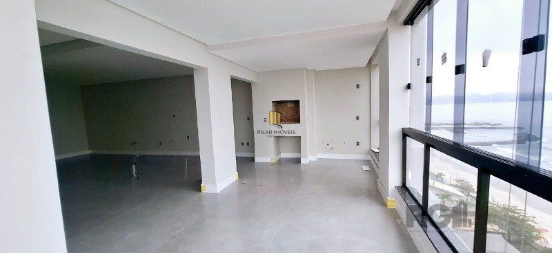 Apartamento 3 dormitórios no bairro Pereque