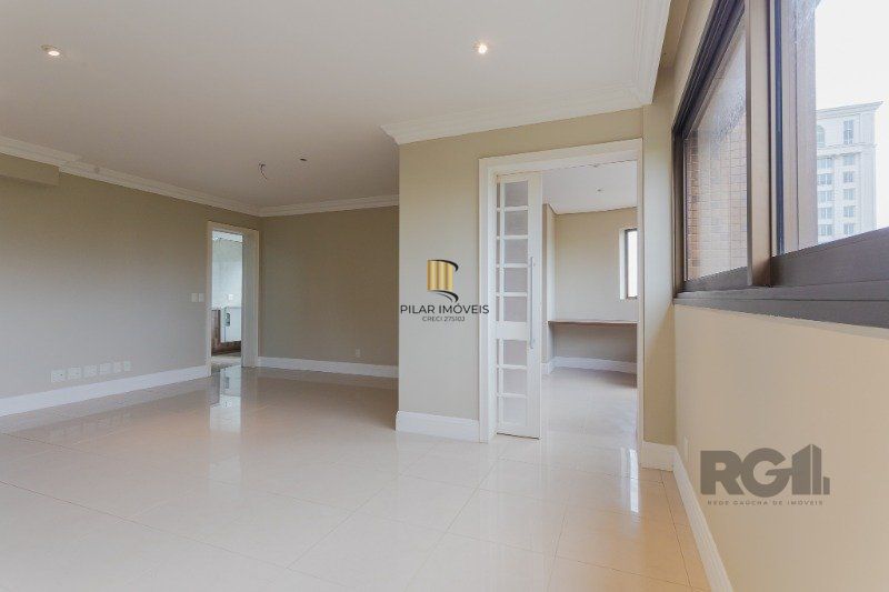 Apartamento para Venda - 279m², 3 dormitórios, sendo 1 suites, 4 vagas - Boa Vista