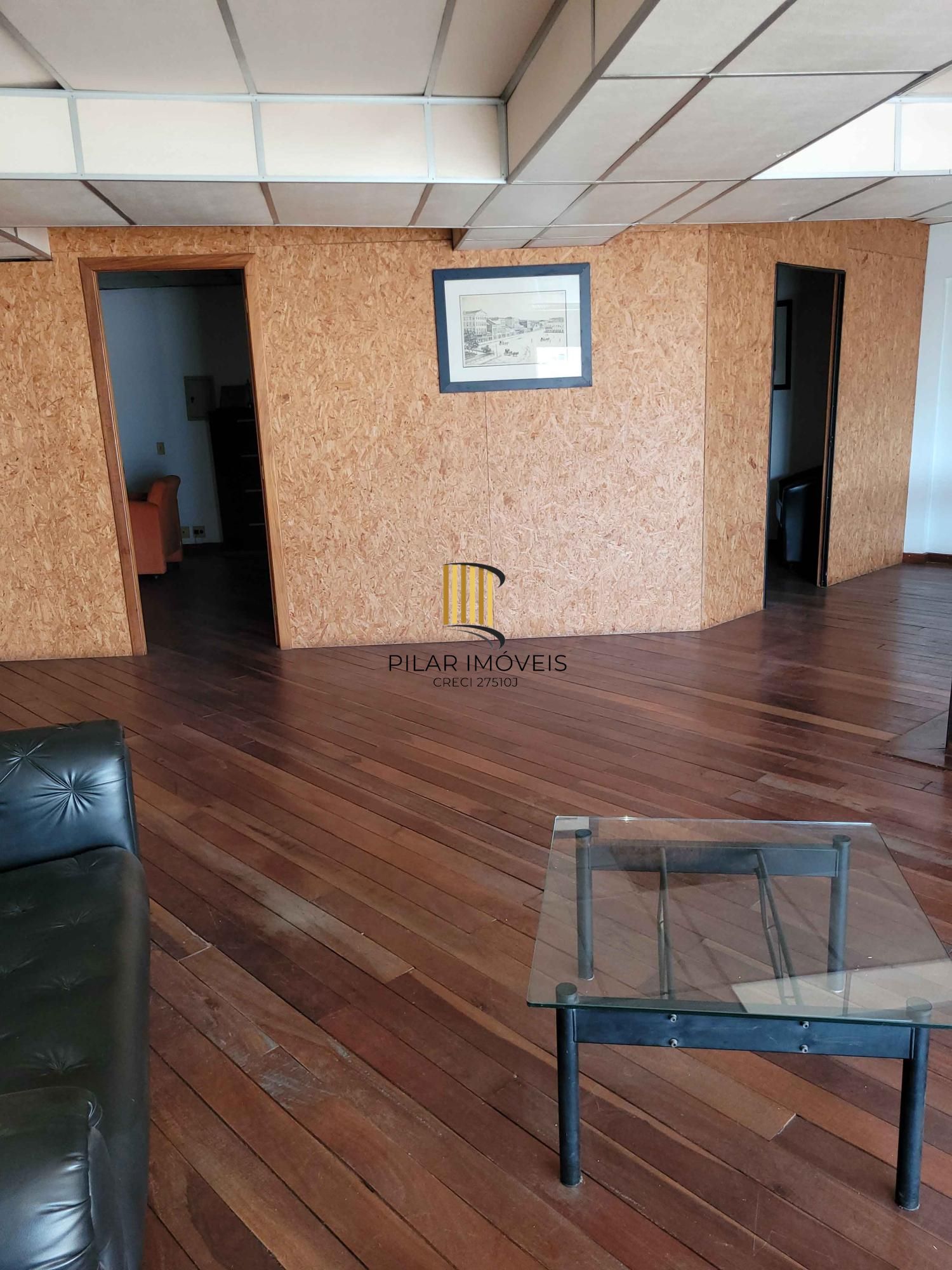 🏢 Conjunto de Salas Comerciais na barros cassal esquina Farrapos