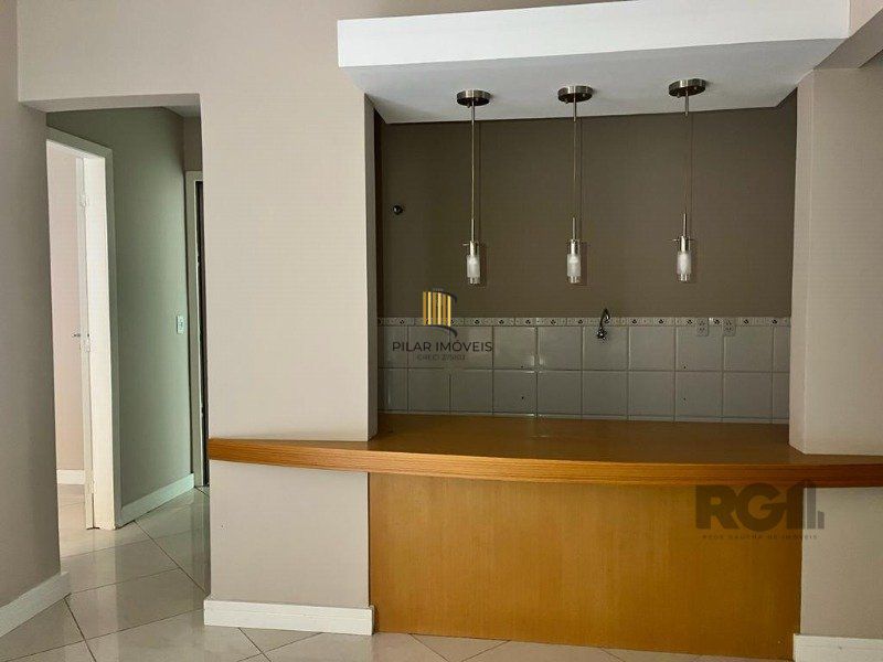 Apartamento para Venda - 57.4m², 2 dormitórios, Petrópolis