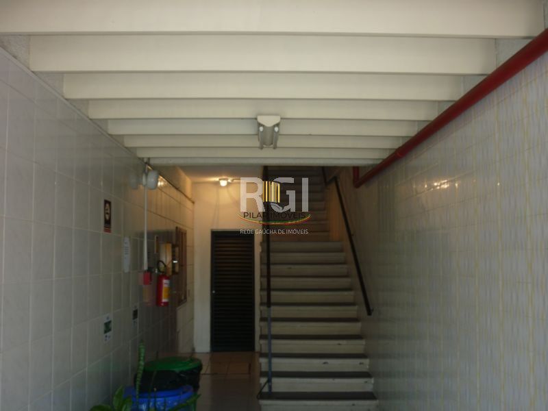 🏢 Apartamento à venda – Av. Farrapos