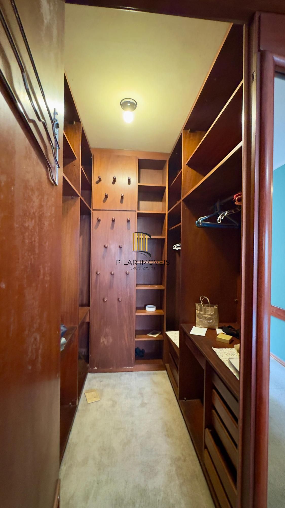 Baixou para vender de R$ 1.300.000,00 por R$1.080.000,00 . Confira 📍 Rua Corcovado – Auxiliadora | Porto Alegre