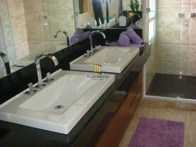 Casa para Venda - 462m², 6 dormitórios, sendo 6 suites, 3 vagas - Atlântida