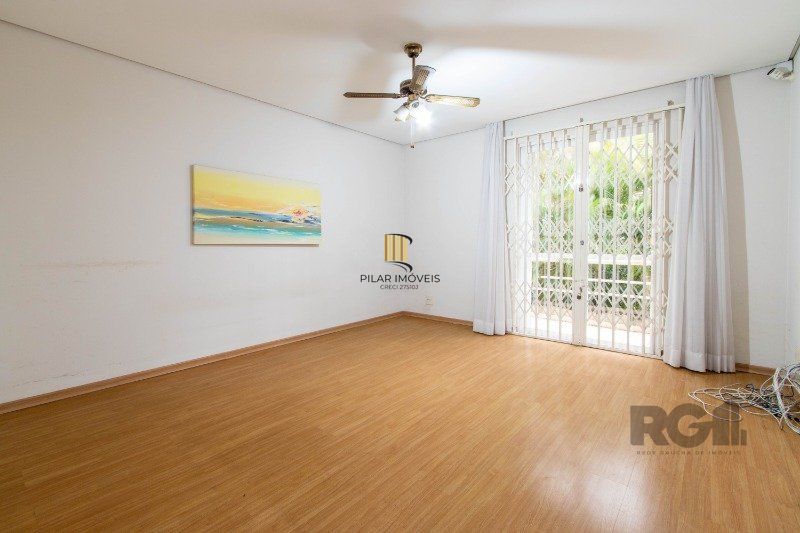 Casa 5 dormitórios no bairro Boa Vista