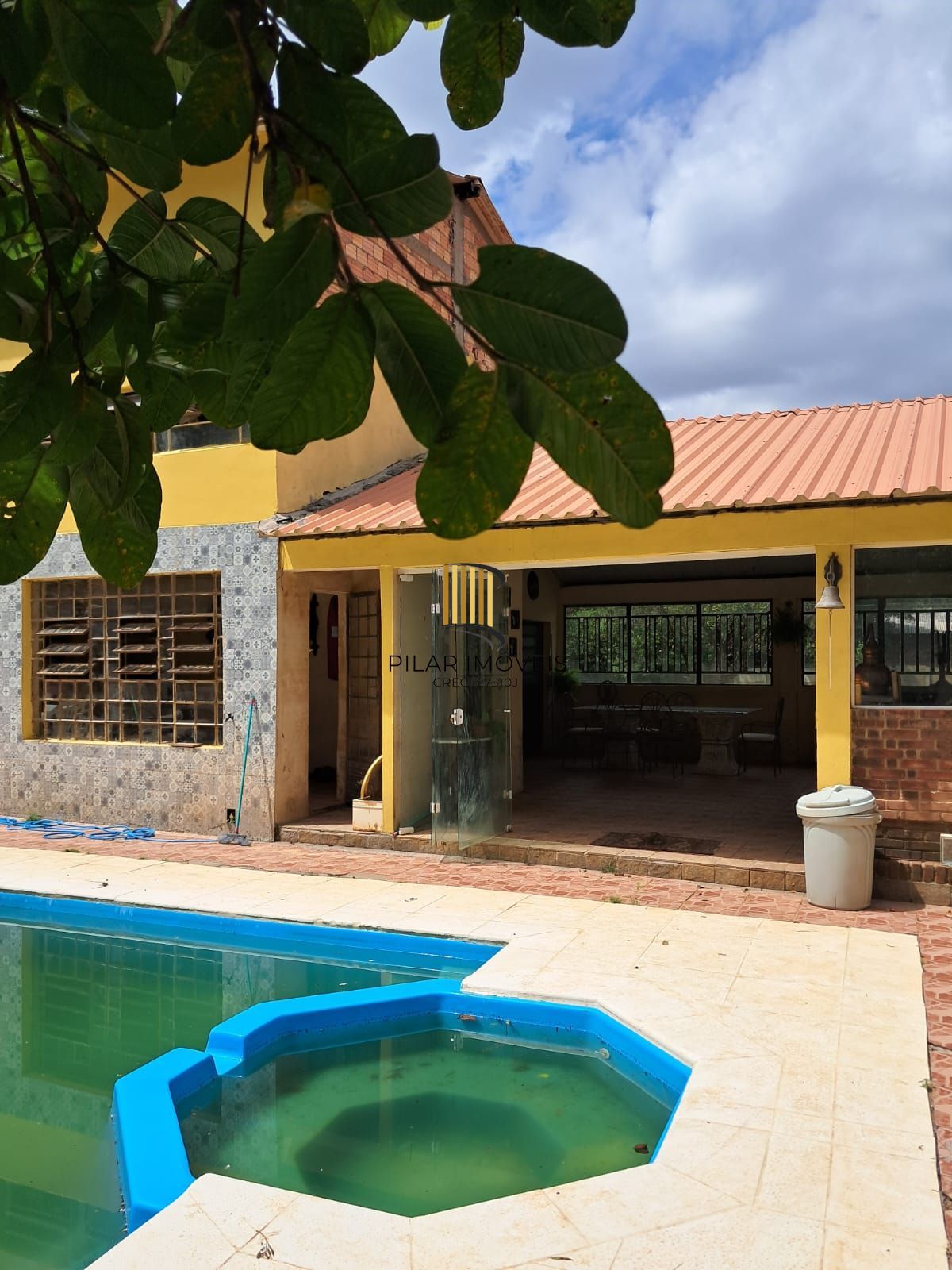 Sítio para Venda - 160m², 3 dormitórios, sendo 1 suites, Ilha Dos Marinheiros