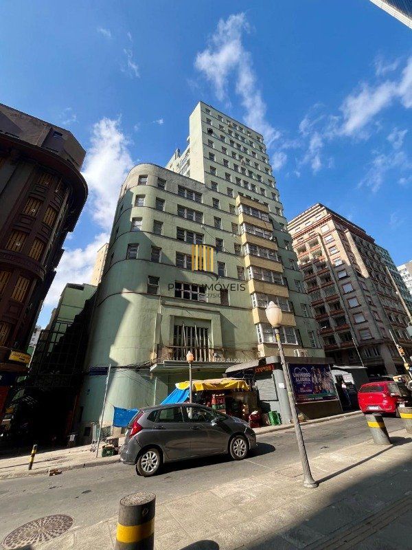 Prédio Comercial no bairro Centro Histórico