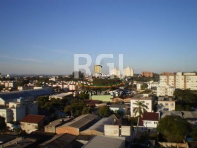 Apartamento para Venda - 82m², 3 dormitórios, sendo 1 suites, 2 vagas - Sarandí