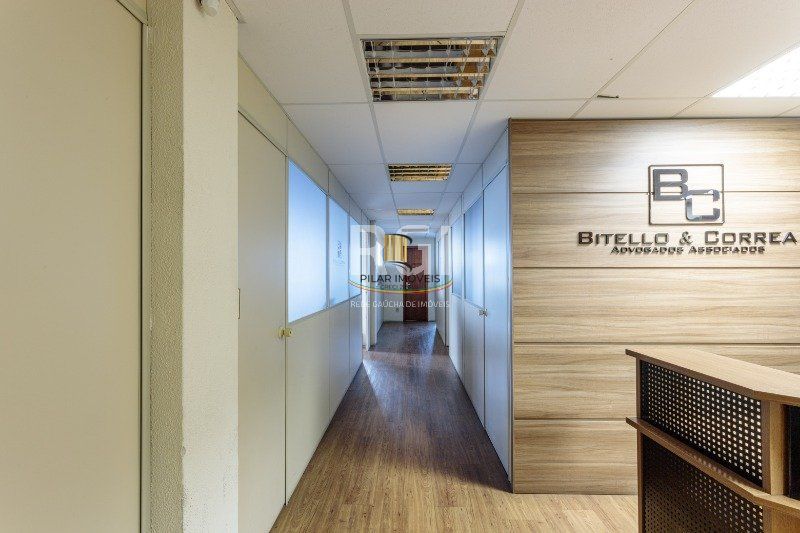 Predio para Venda - 1024m², 0 dormitórios, 9 vagas - São João