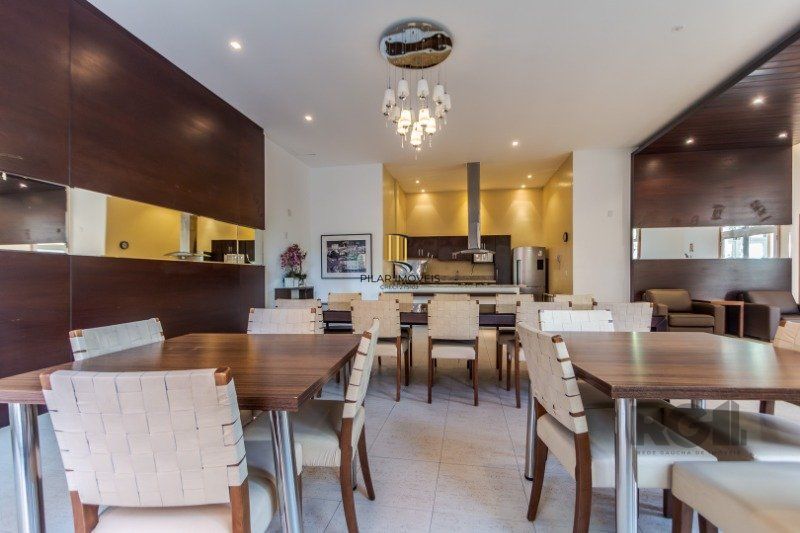Apartamento 4 dormitórios no bairro Jardim Europa