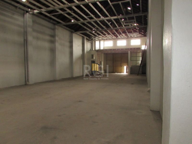Depósito/Pavilhão para Venda - 330m², 0 dormitórios, 2 vagas - Floresta