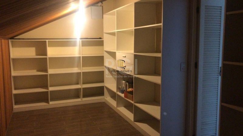 Casa para Venda - 242m², 3 dormitórios, sendo 1 suites, 3 vagas - Aberta dos Morros