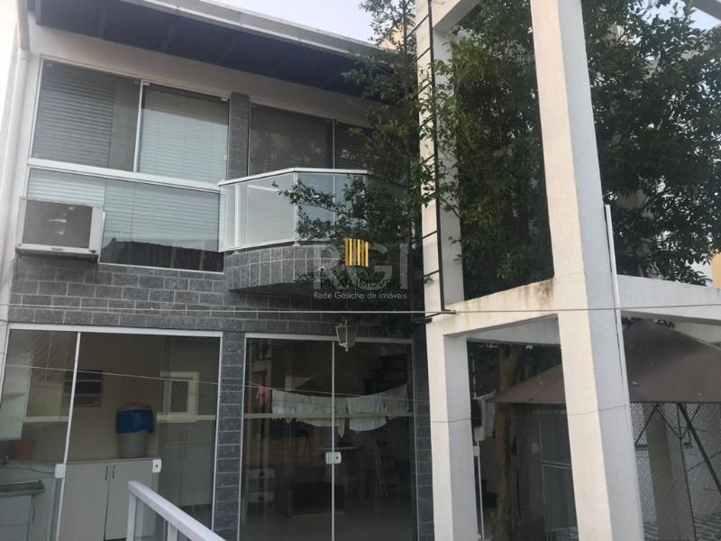 Casa para Venda - 242m², 3 dormitórios, sendo 1 suites, 3 vagas - Aberta dos Morros