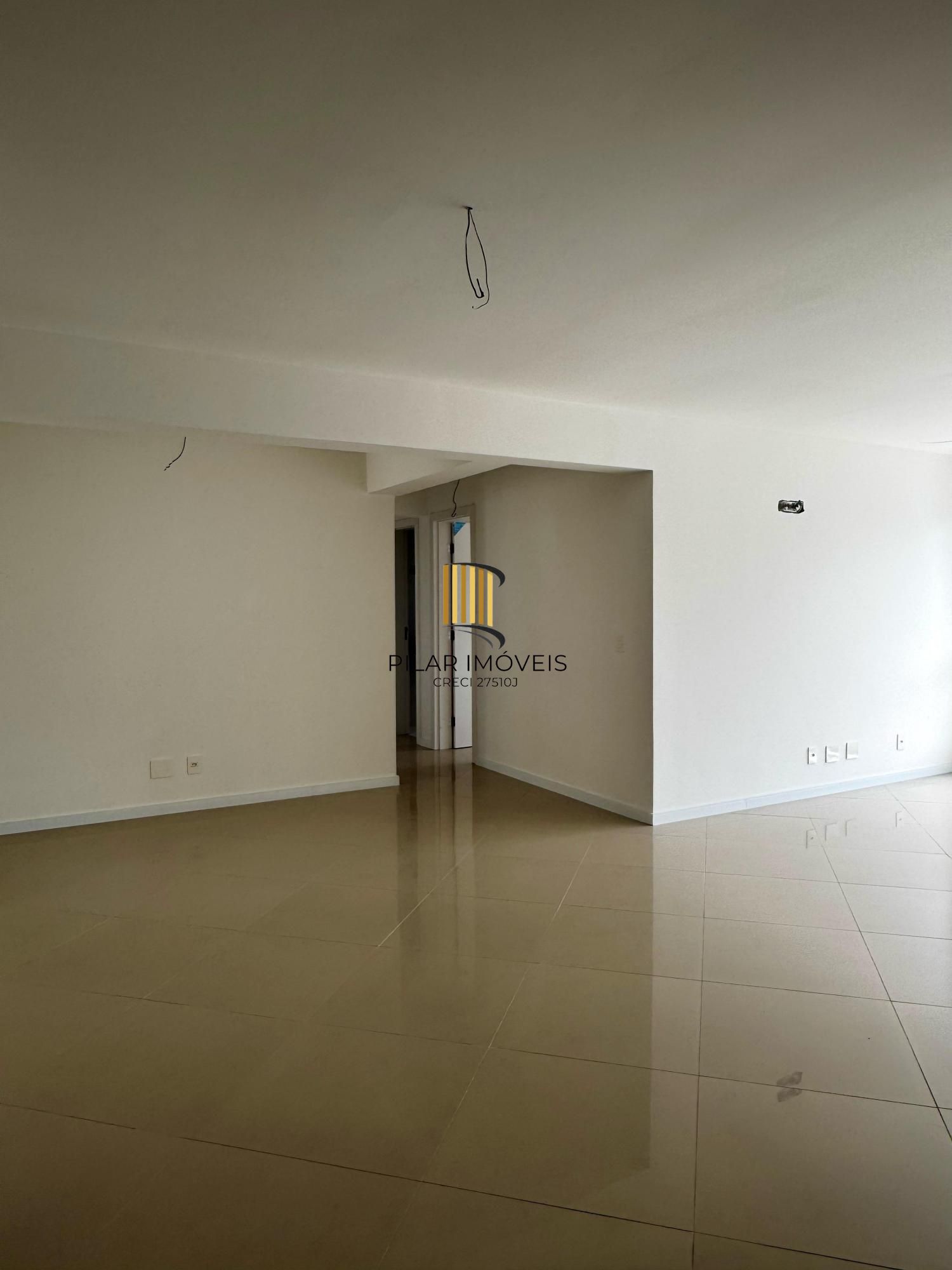 Apartamento 3 dormitórios no bairro Passo da Areia