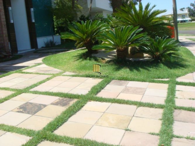 Casa para Venda - 462m², 6 dormitórios, sendo 6 suites, 3 vagas - Atlântida