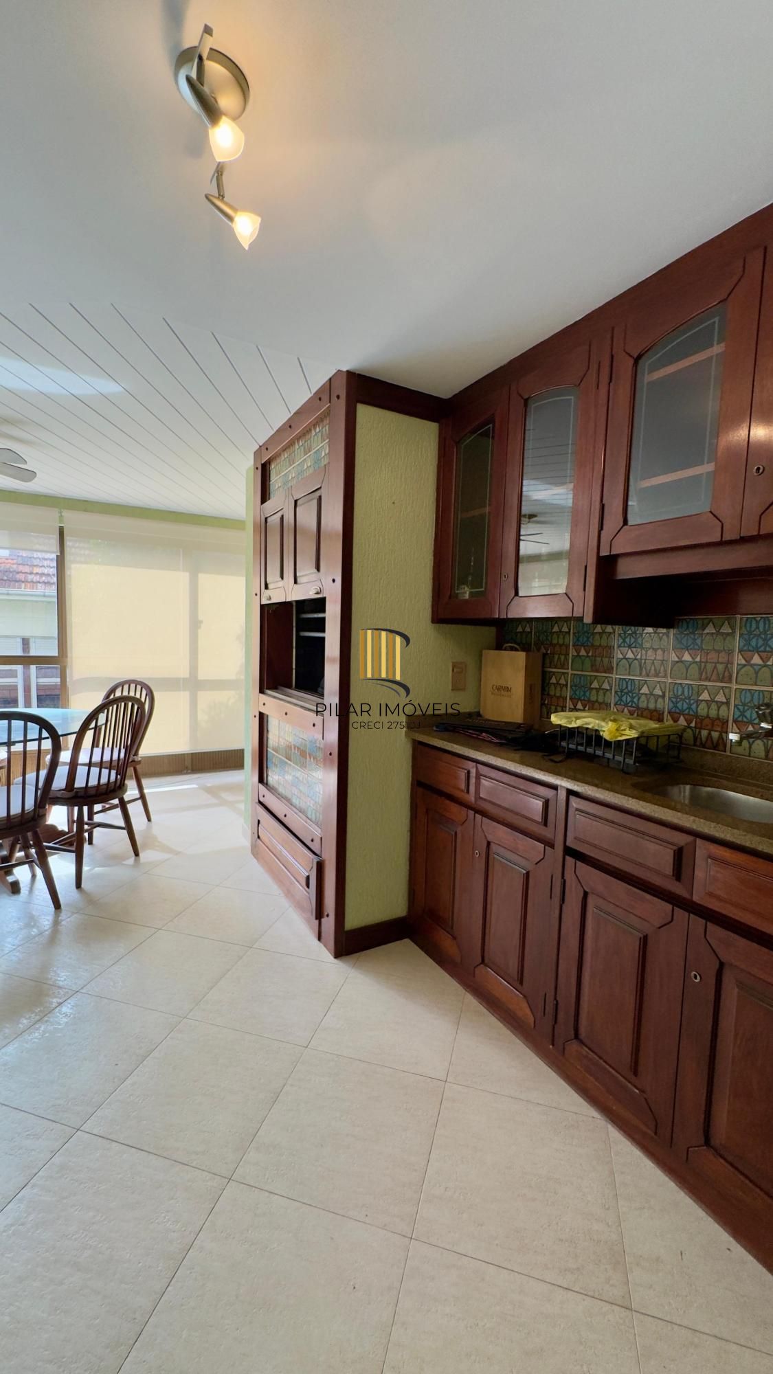 Baixou para vender de R$ 1.300.000,00 por R$1.080.000,00 . Confira 📍 Rua Corcovado – Auxiliadora | Porto Alegre