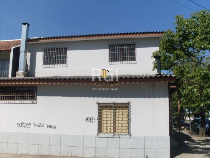 Predio para Venda - 380m², 6 dormitórios, Sarandí