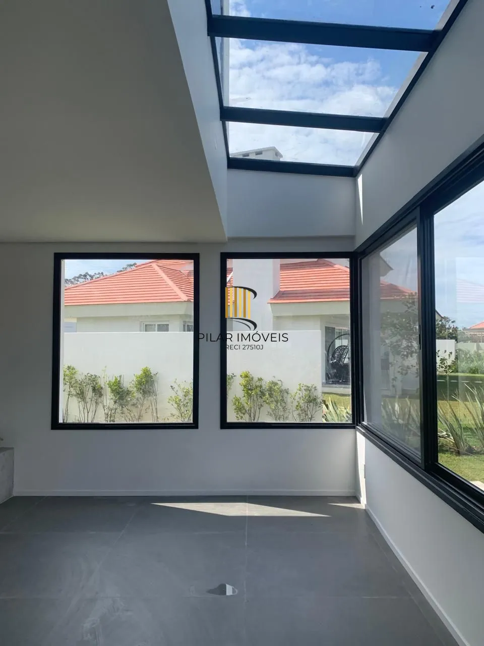 🏡 CASA DE ALTO PADRÃO NO CONDOMÍNIO GREEN VILLAGE – Xangrila/RS