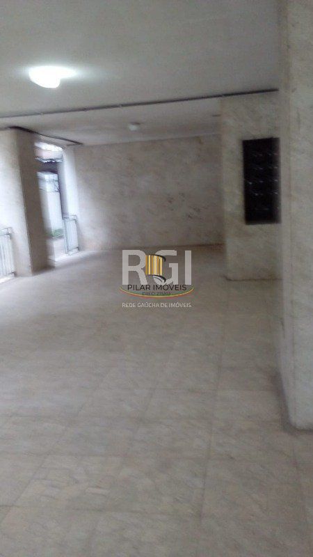 Apartamento à venda - 3 quartos - Dona Lucinda, Porto Alegre