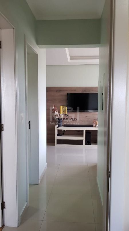Apartamento para Venda - 82m², 3 dormitórios, sendo 1 suites, 2 vagas - Sarandí