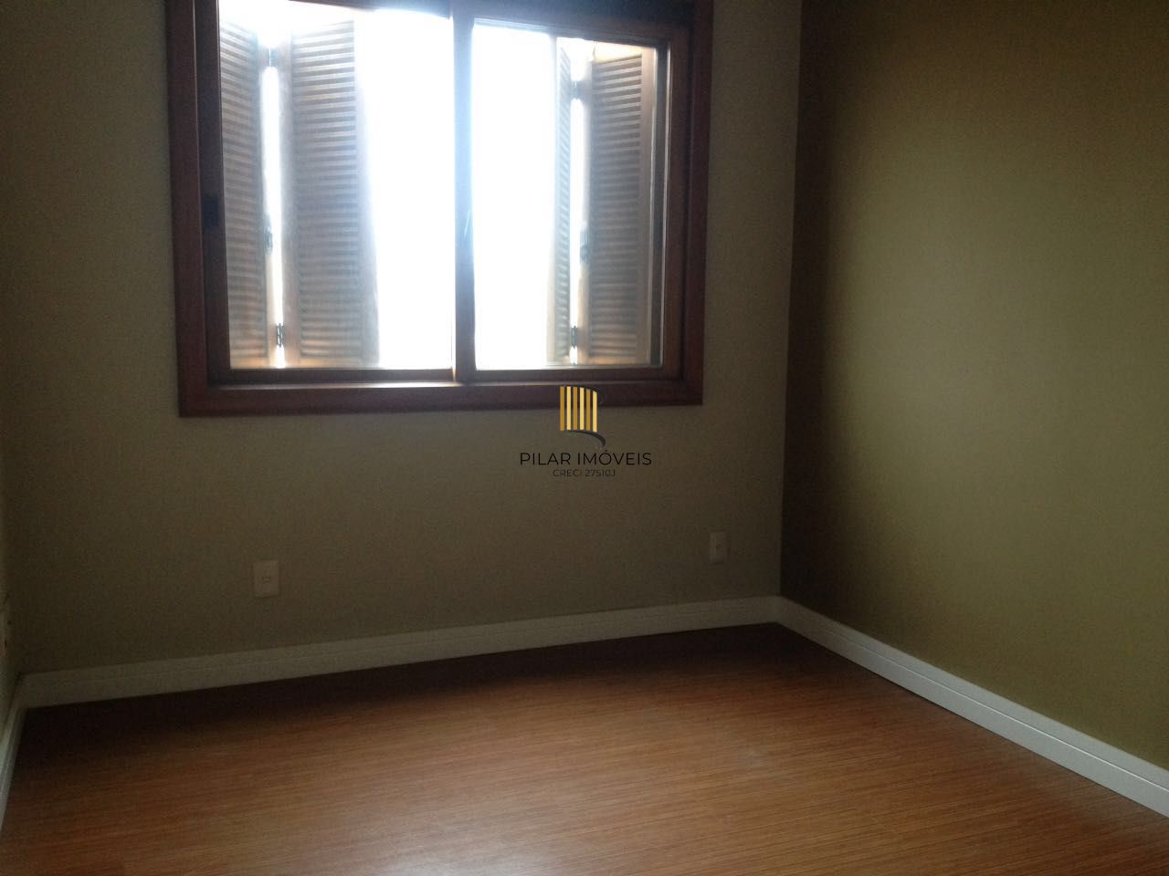 🏢 APARTAMENTO À VENDA – Edifício Palm Beach