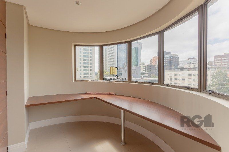 Apartamento para Venda - 279m², 3 dormitórios, sendo 1 suites, 4 vagas - Boa Vista