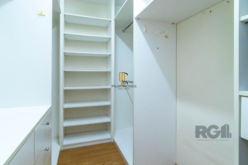 Casa 5 dormitórios no bairro Boa Vista
