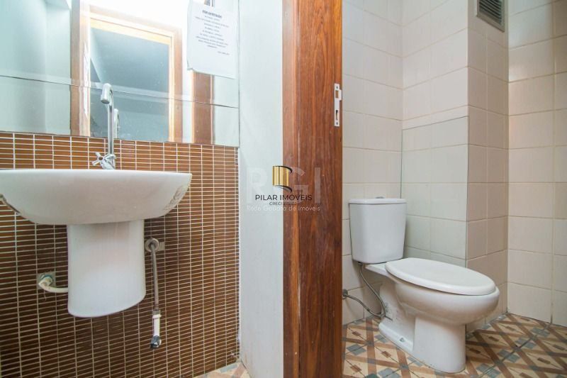 Loja para Venda - 246.18m², 0 dormitórios, 2 vagas - Independência