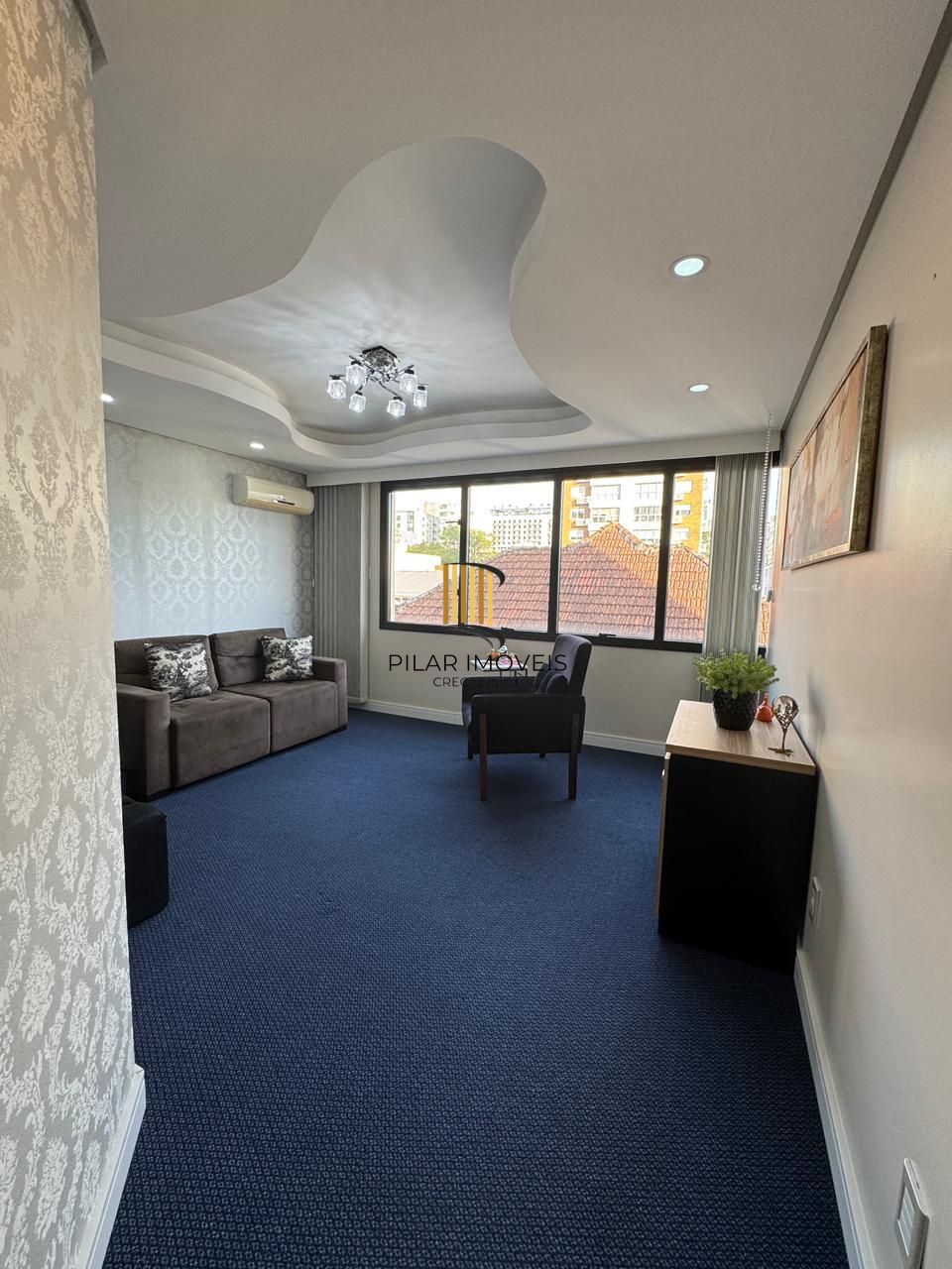 Sala com garagem dupla na Cristóvão!